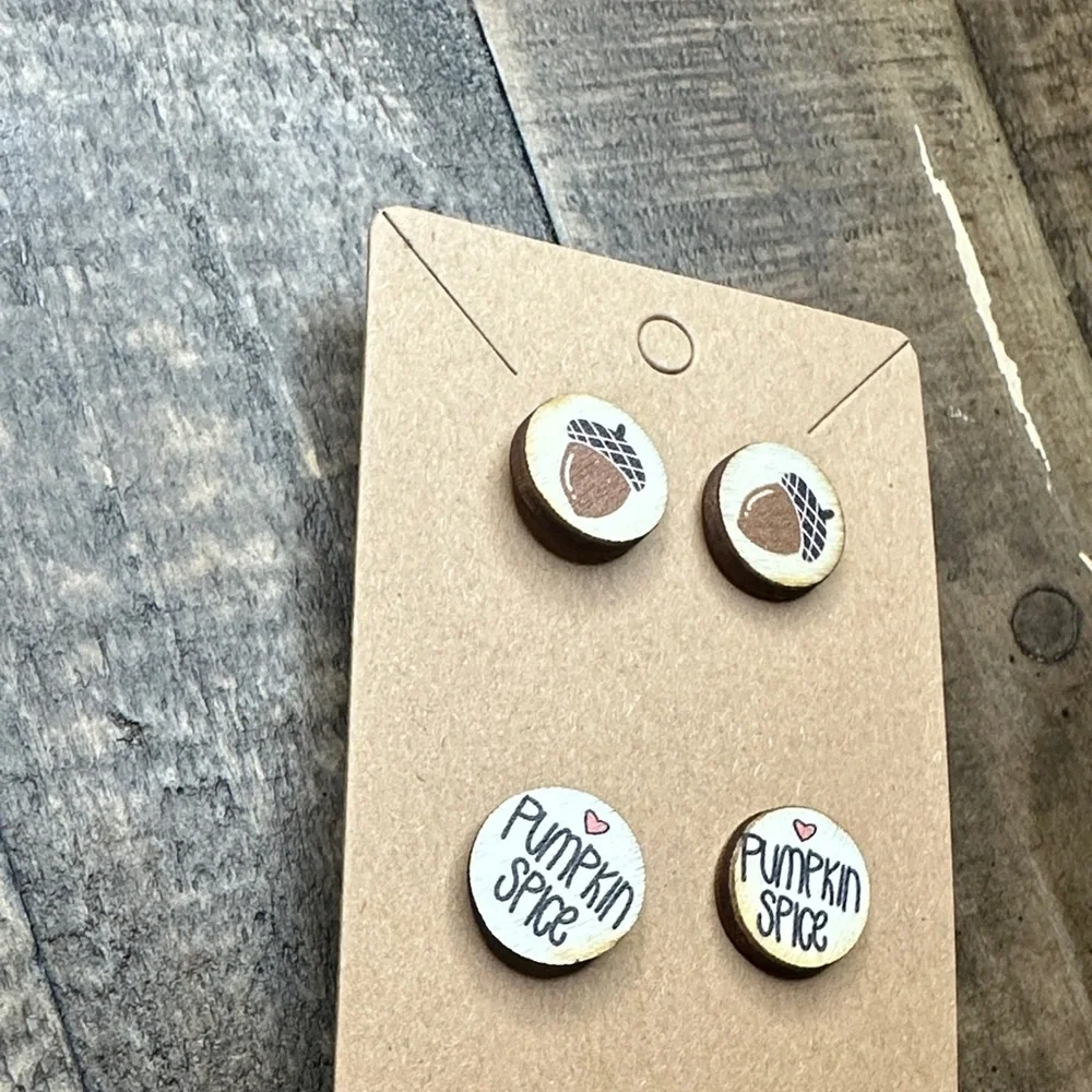 Pumpkin Spice and Acorn‎ stud Earrings Set